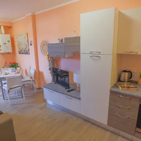 Il Girasole Apartmán Piano di Follo